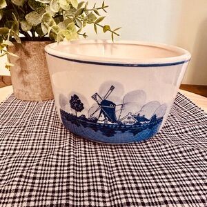 Vintage Delft bowl